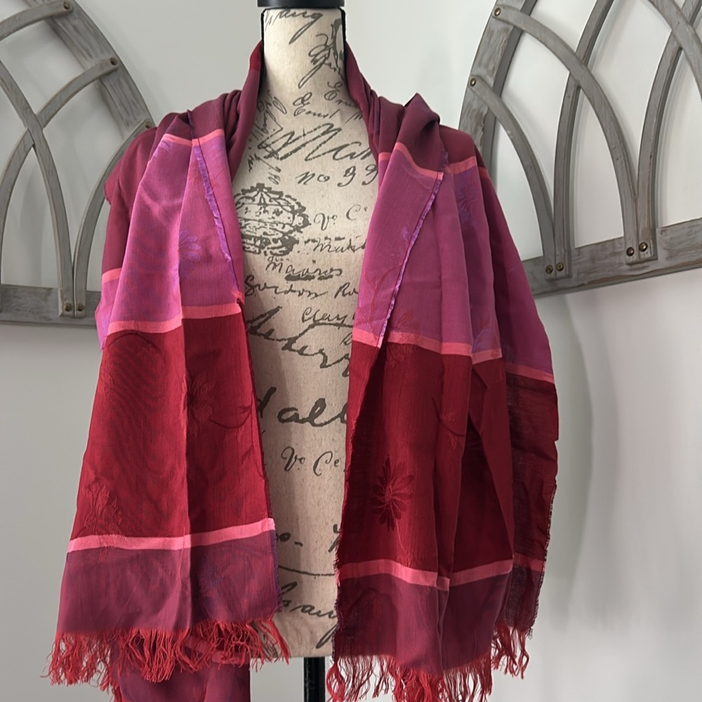 Jacquard Floral Wrap Scarf Heavy Weight Pink Purple Maroon 30”x 66” Large - Picture 5 of 12